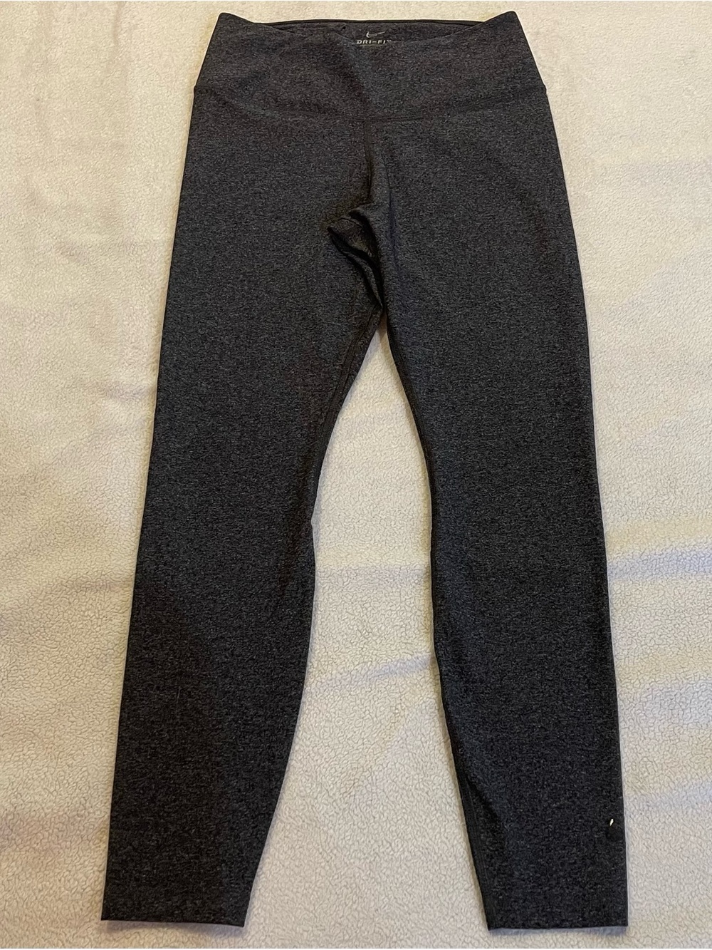 Nike Dri-FIT Leggings Women’s M Charcoal Gray High Rise 7/8 Athletic
